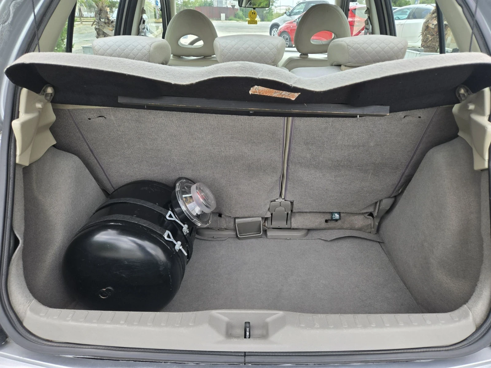 Nissan Micra 1.2i-80кс= АВТОМАТ= ГАЗ= КЛИМАТРОНИК= KEYLESS, снимка 10 - Автомобили и джипове - 56200921