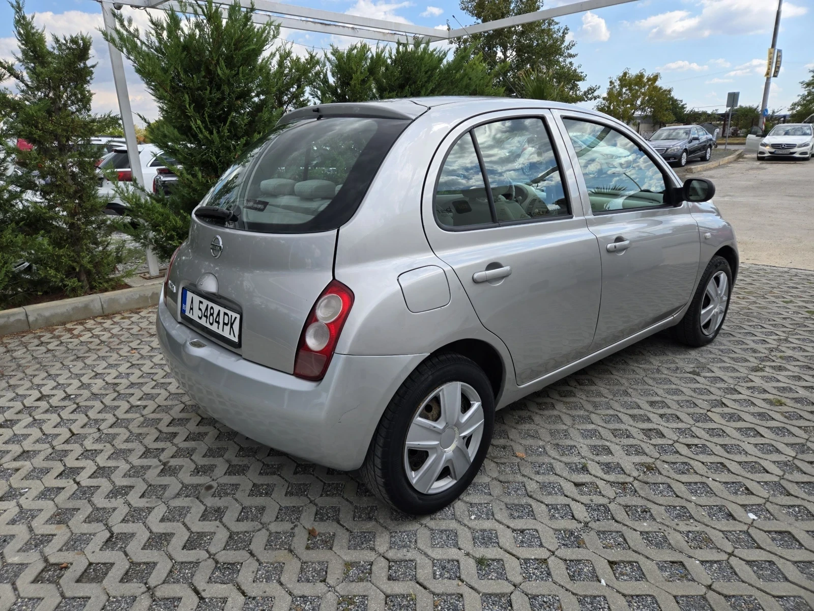 Nissan Micra 1.2i-80кс= АВТОМАТ= ГАЗ= КЛИМАТРОНИК= KEYLESS, снимка 3 - Автомобили и джипове - 56200921