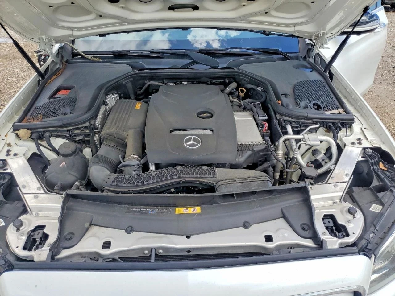 Mercedes-Benz E 300, снимка 11 - Автомобили и джипове - 56713344