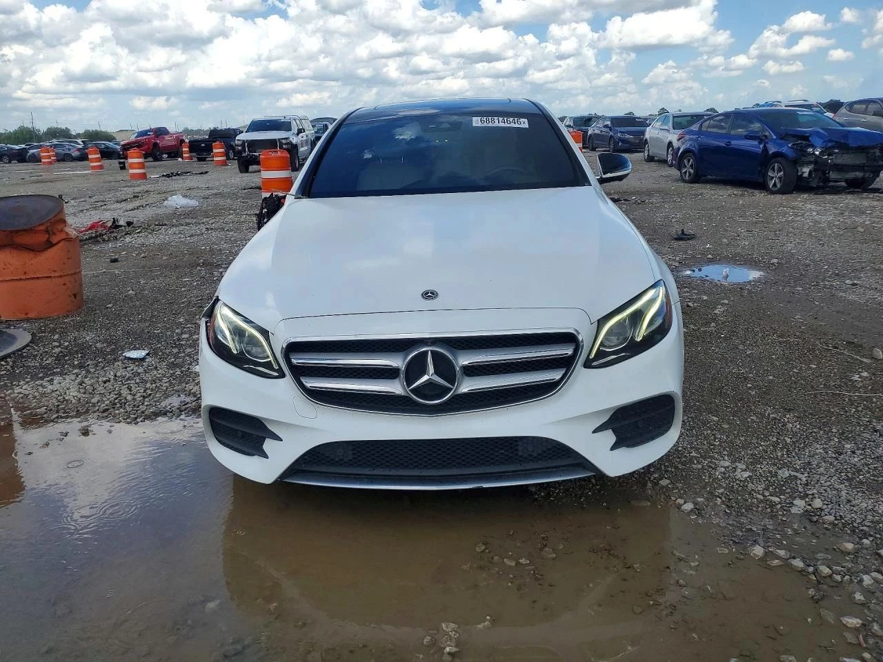 Mercedes-Benz E 300, снимка 5 - Автомобили и джипове - 56713344