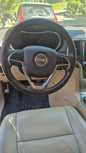 Jeep Grand cherokee Overland HEMI, снимка 13