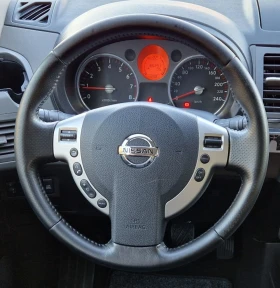 Nissan X-trail 2.5i 4Х4 НАВИ/КАМЕРА/КЕЙЛЕС FACELIFT ШВЕЙЦАРИЯ , снимка 14