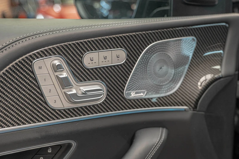 Mercedes-Benz GLE 63 S AMG 4Matic+ /Carbon/Обдувхане/Burmester/Панорама, снимка 8 - Автомобили и джипове - 51358013