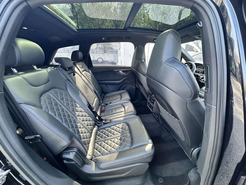 Audi SQ7 6+ 1 HUD/BOSE/PANO/CAMERA/, снимка 17 - Автомобили и джипове - 52278665