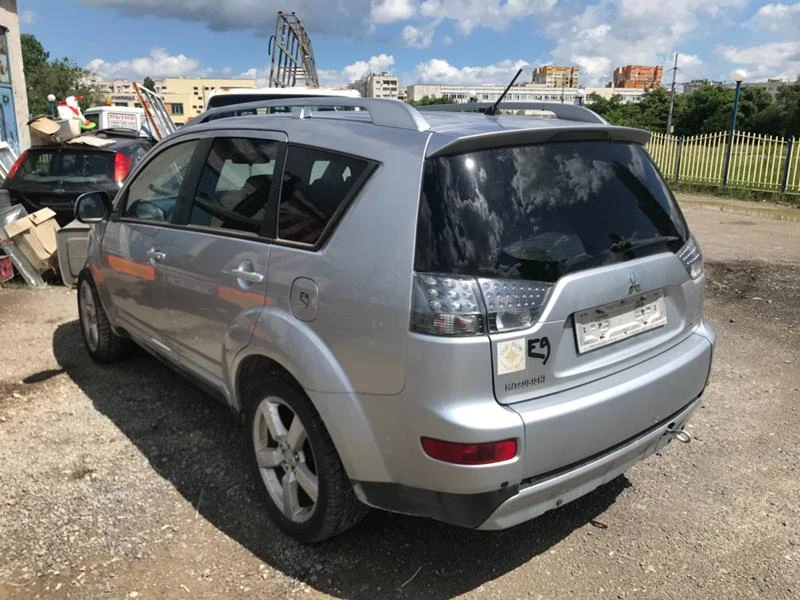 Mitsubishi Outlander 2.0tdi TIP-BSY, снимка 1 - Автомобили и джипове - 21605045