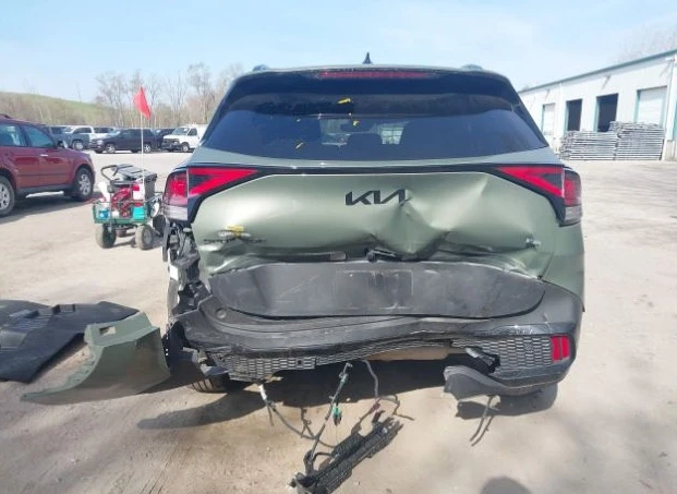 Kia Sportage X- Line AWD, клип двигател - изображение 7