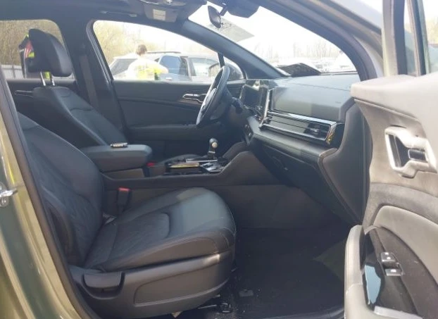 Kia Sportage X- Line AWD, клип двигател - изображение 5