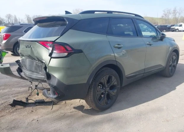 Kia Sportage X- Line AWD, клип двигател - изображение 4