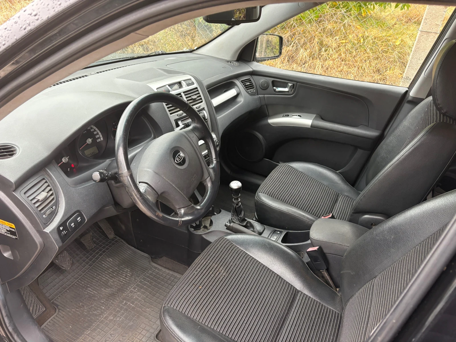 Kia Sportage 4x4 Товарен 2.0dizel 140 ps - изображение 9