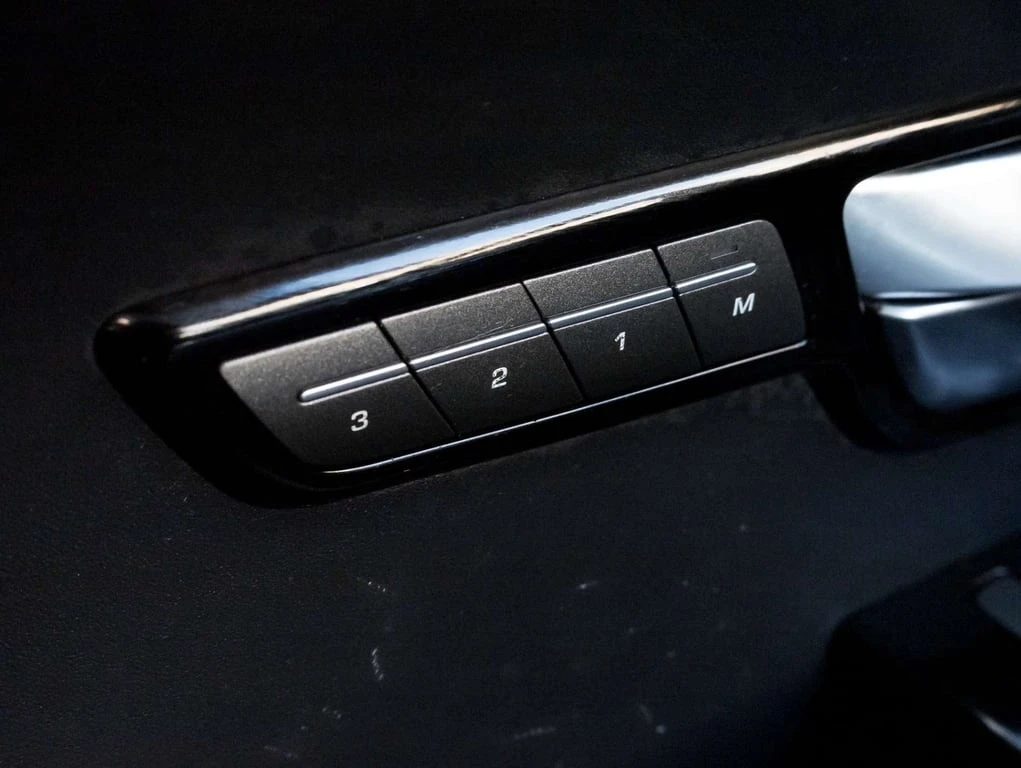 Land Rover Range Rover Evoque * Prestige Premium * CARFAX * ���� �� �� | Mobile.bg � ����������� 15