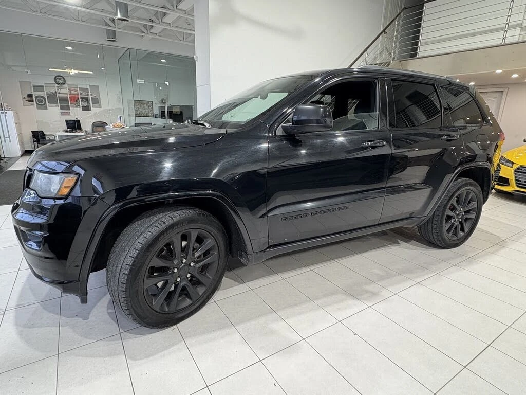 Jeep Grand cherokee 3.6* V6* 8ZF* ПОДГРЕВ* КАМЕРА* КЕЙЛЕС* LANE* ASSIS - изображение 6