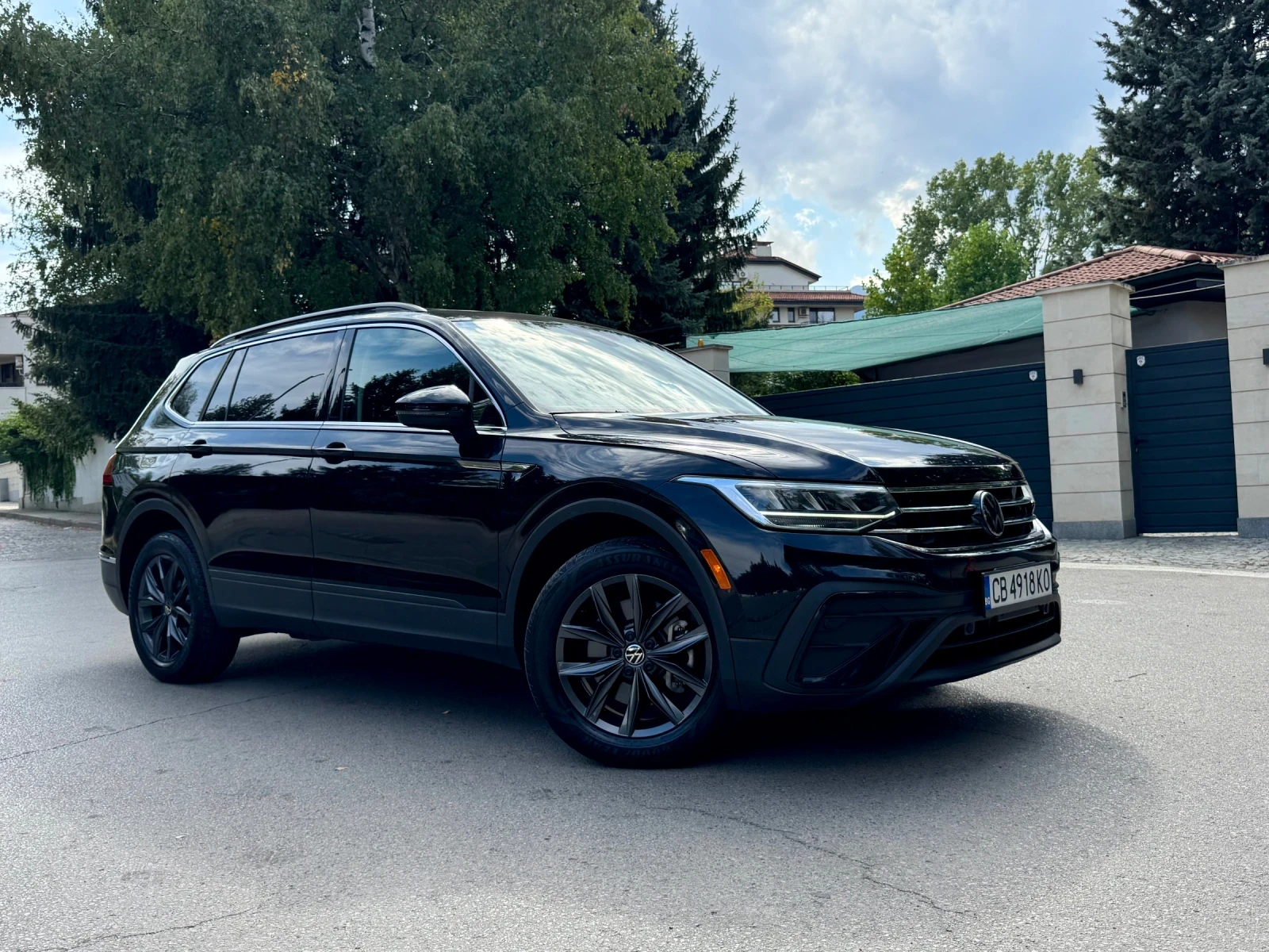 VW Tiguan, снимка 4 - Автомобили и джипове - 54028514