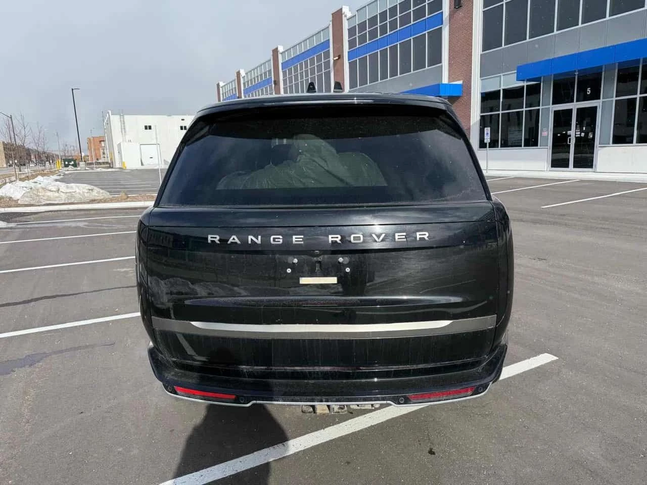 Land Rover Range rover * P400 SE SWB * CARFAX * 2 КЛЮЧА* SOFT CLOSE* + ГУ, снимка 4 - Автомобили и джипове - 54152966