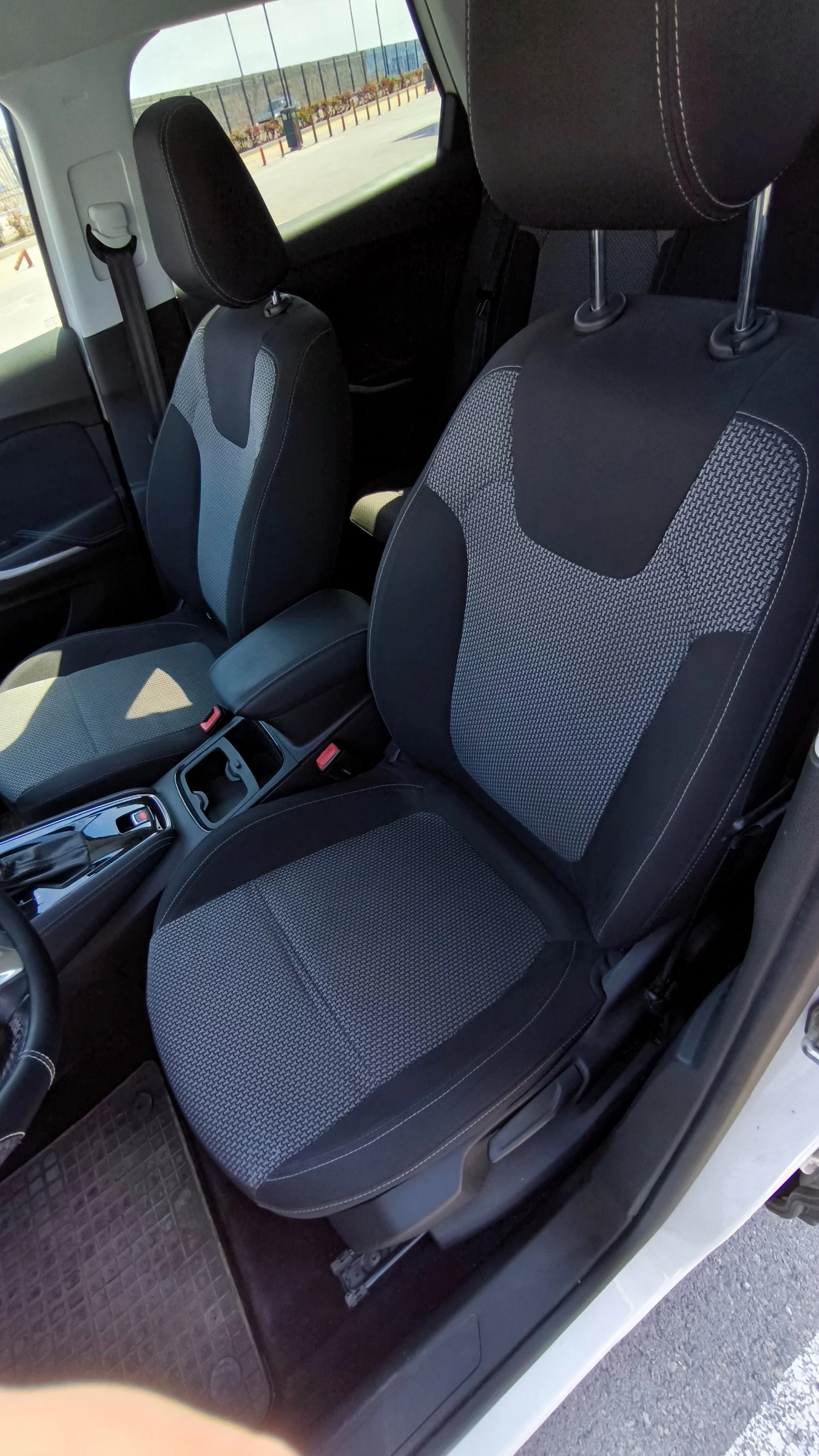 Opel Grandland X, снимка 11 - Автомобили и джипове - 54183866