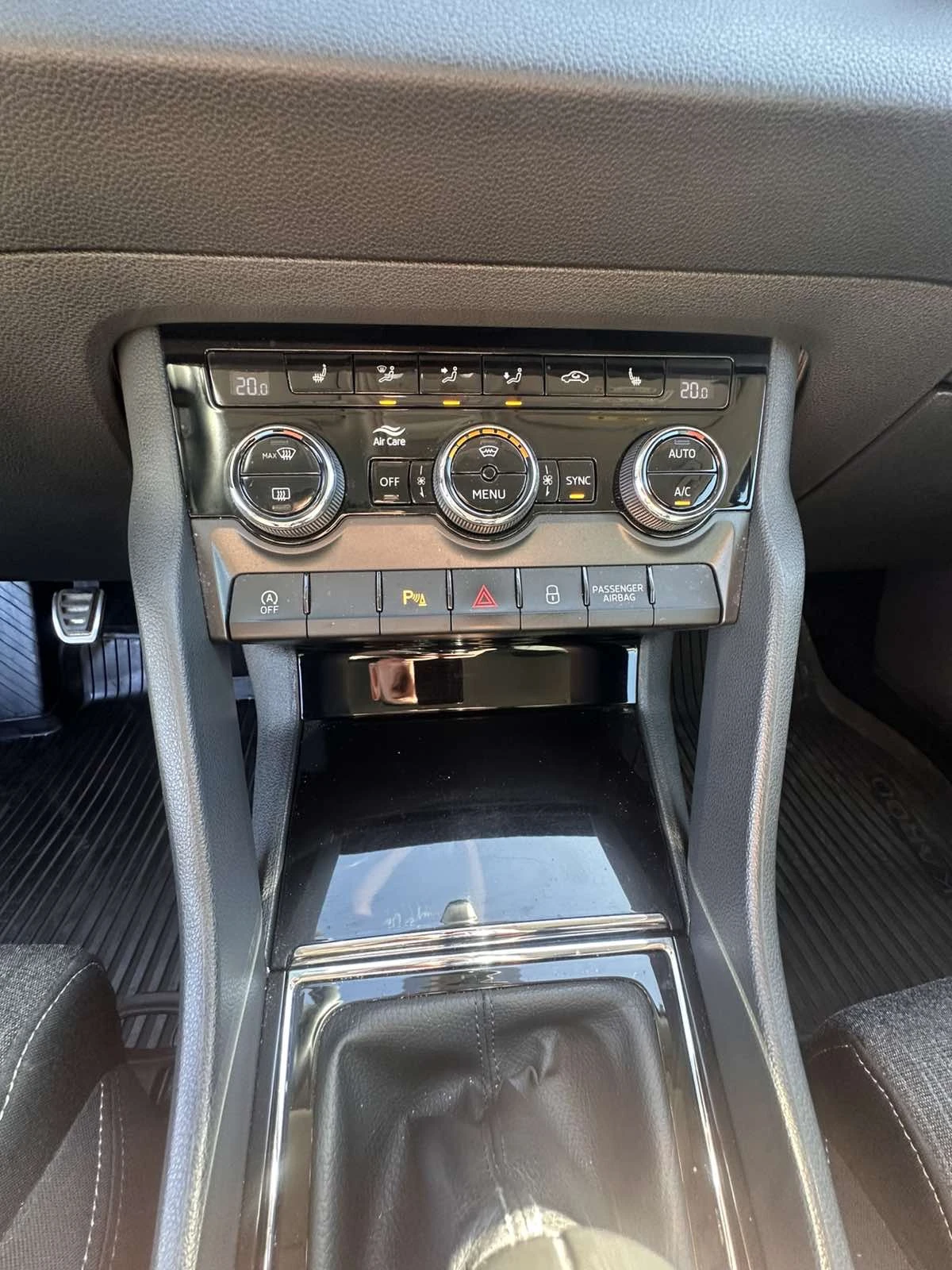 Skoda Kodiaq 1.5 TSI-150 кс, снимка 14 - Автомобили и джипове - 54342028