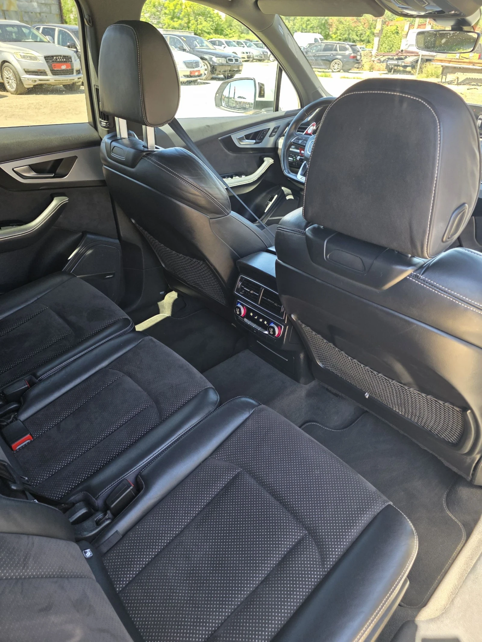 Audi Q7 3.0tdi S-line 7-местен , снимка 7 - Автомобили и джипове - 54734126