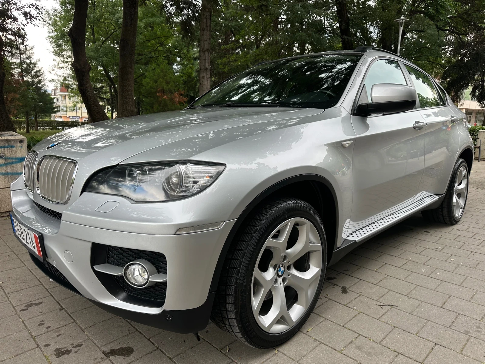 BMW X6 3.0SD286к.с.HEAD-UPMEMORYPADDLE SHIFT* 5 МЕСТА