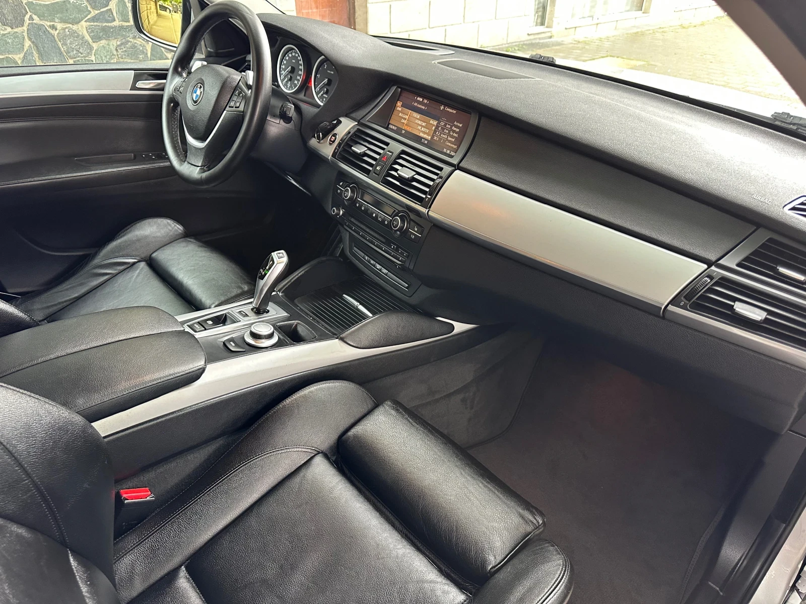 BMW X6 3.0SD286к.с.HEAD-UPMEMORYPADDLE SHIFT* 5 МЕСТА, снимка 8 - Автомобили и джипове - 54955200