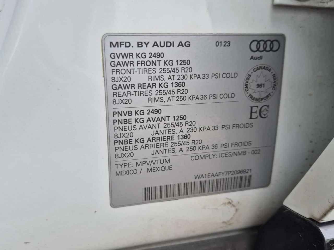Audi Q5 * CARFAX * 2 КЛЮЧА * ПАНОРАМА * АВТОКРЕДИТ * , снимка 16 - Автомобили и джипове - 55008789
