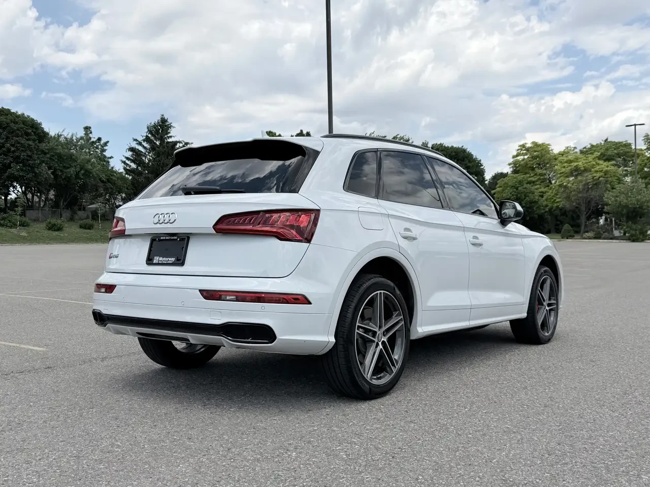 Audi SQ5, снимка 8 - Автомобили и джипове - 56180754