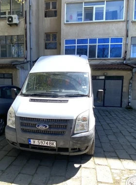  Ford Transit