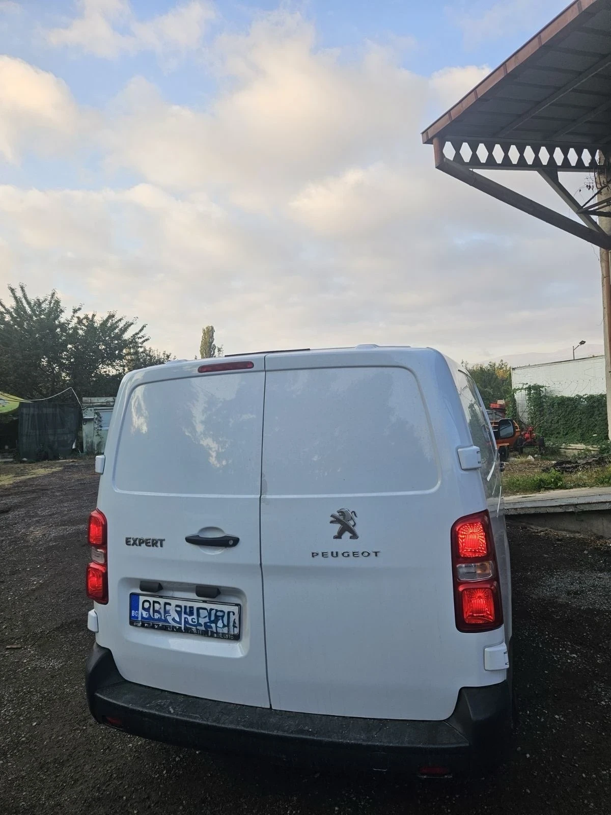 Peugeot Expert Лекотоварен - изображение 7