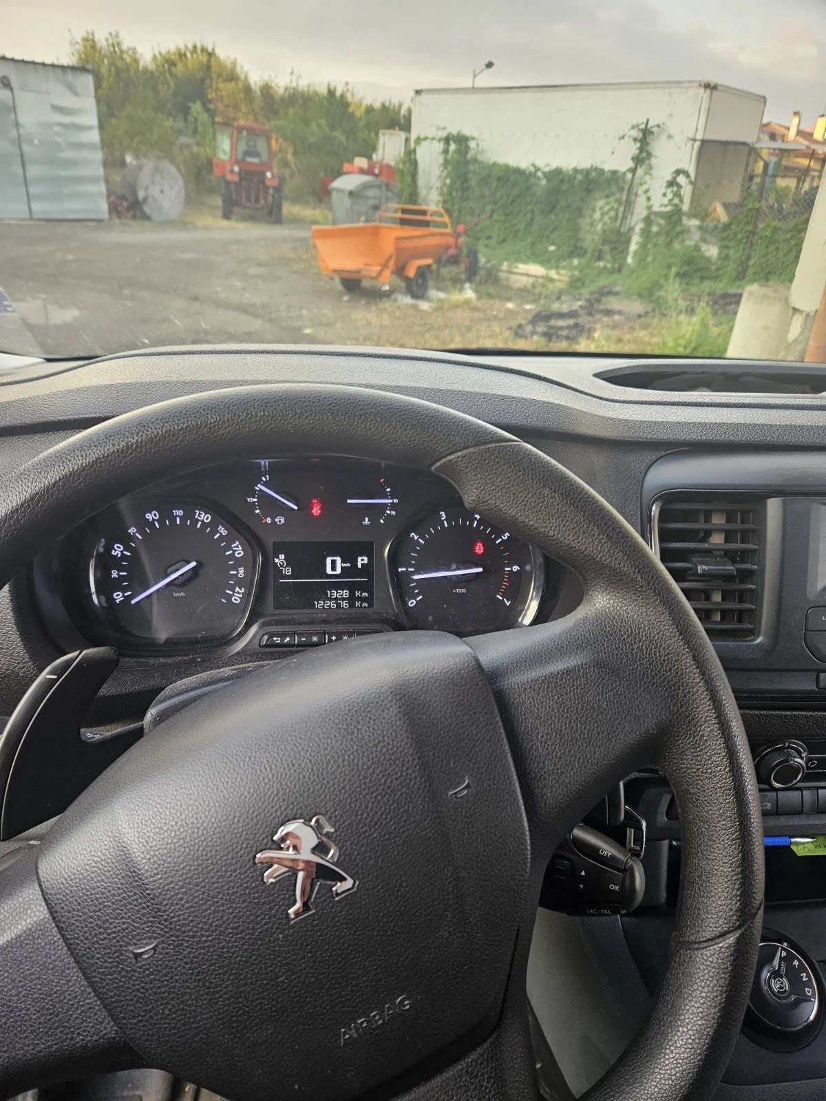Peugeot Expert Лекотоварен - изображение 5