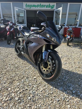 ������ Yamaha YZF-R1