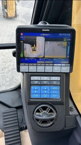 Обява за продажба на Багер Komatsu ~Цена по договаряне - изображение 8
