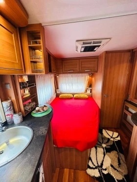 Каравана HYMER / ERIBA Sporting, снимка 16