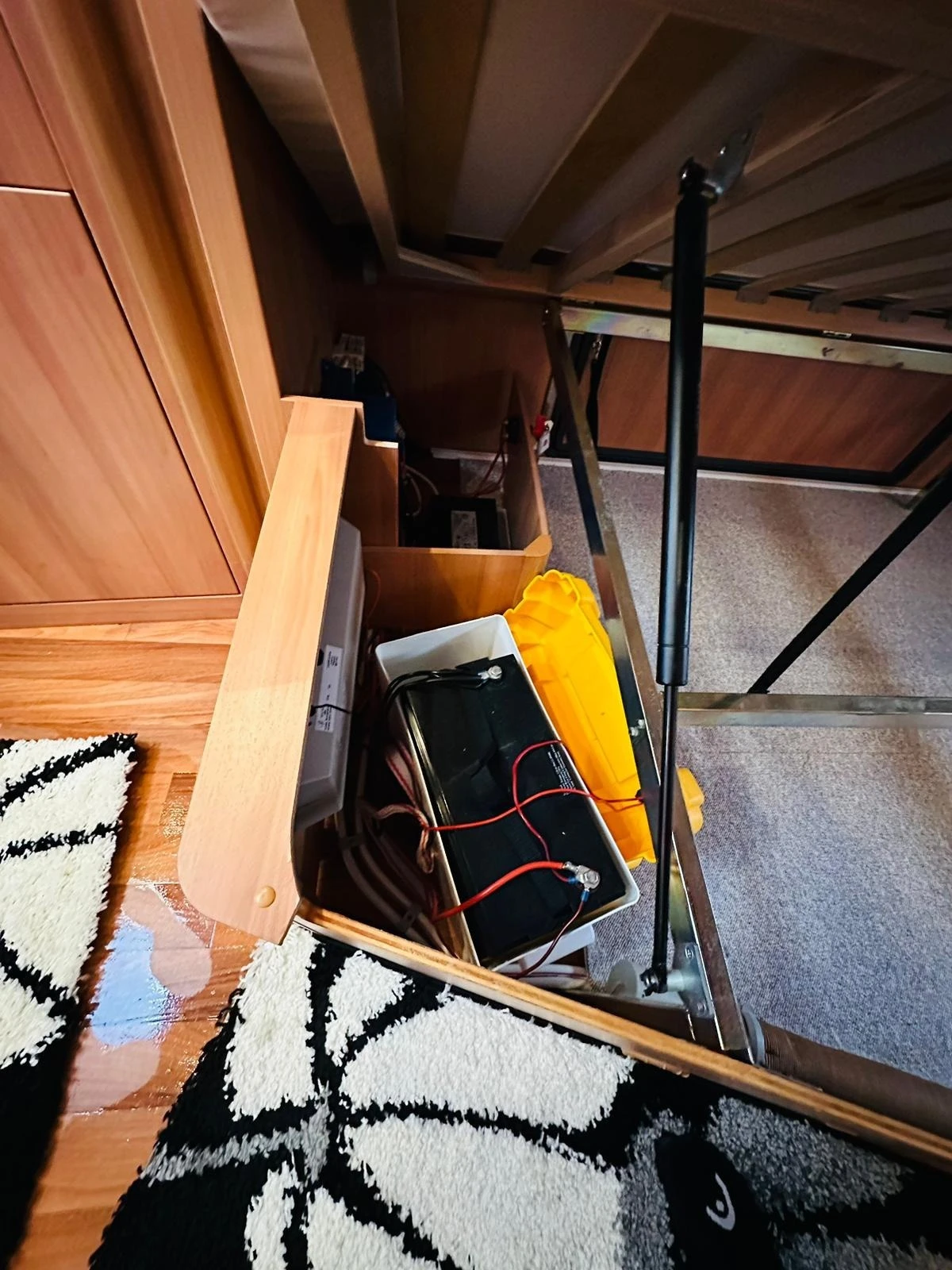  HYMER / ERIBA Sporting.  | Mobile.bg   15