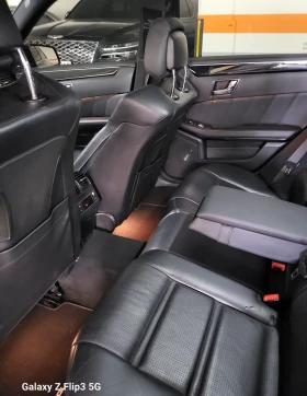 Mercedes-Benz E 63 AMG V8* HARMAN* ОБДУХ* ПАНО* КАТО НОВА* КРАЙНА ЦЕНА, снимка 11