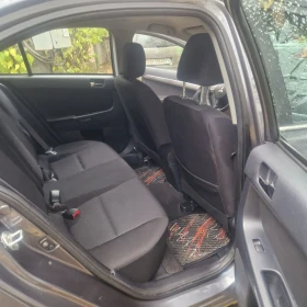 Mitsubishi Lancer 1, 8i Швейцария, снимка 6