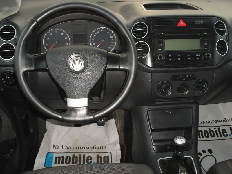 VW Golf Plus 1, 6 I -102ks GAS, снимка 8 - Автомобили и джипове - 46089808