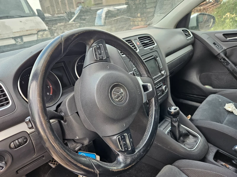 VW Golf 1.4benzin-160ks-2010god, снимка 10 - Автомобили и джипове - 47402293