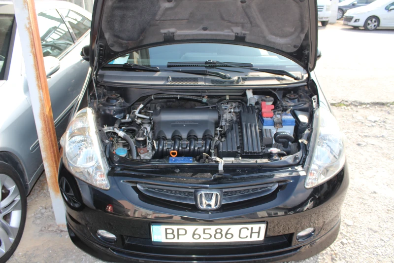 Honda Jazz 1.4I РЕГИСТРАЦИЯ, снимка 9 - Автомобили и джипове - 47786224