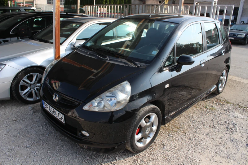 Honda Jazz 1.4I РЕГИСТРАЦИЯ, снимка 2 - Автомобили и джипове - 47786224