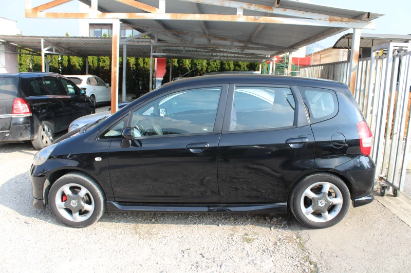 Honda Jazz 1.4I РЕГИСТРАЦИЯ, снимка 3 - Автомобили и джипове - 47786224