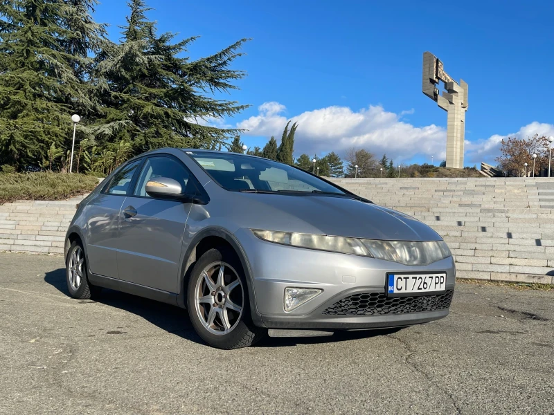 Honda Civic 8, снимка 1 - Автомобили и джипове - 48124076