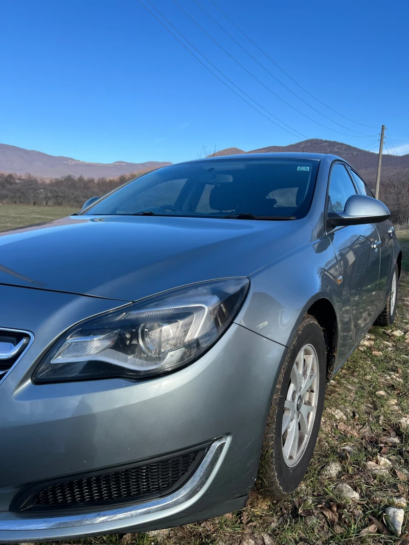 Opel Insignia, снимка 2 - Автомобили и джипове - 48518250