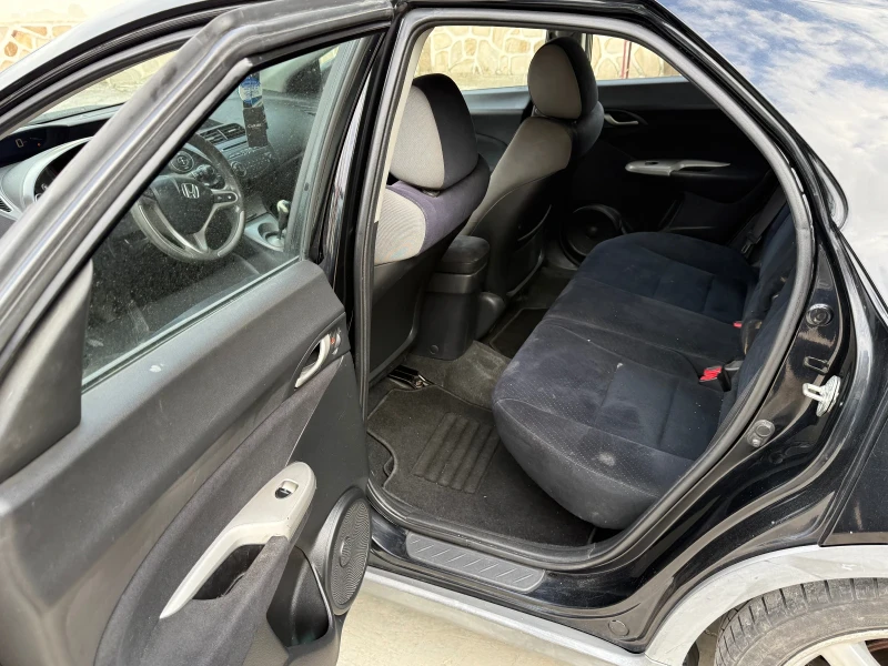 Honda Civic 1.8i Vtec LPG , снимка 8 - Автомобили и джипове - 50167022