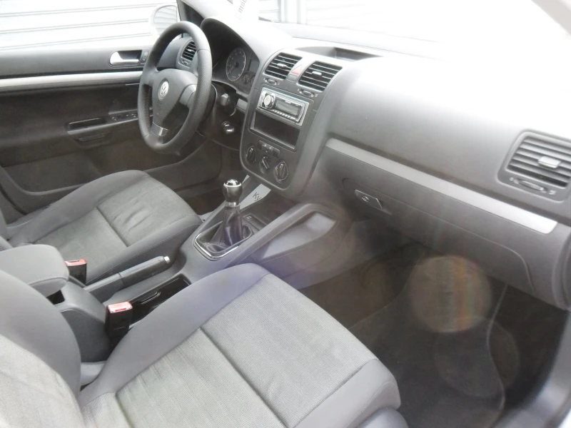 VW Golf 1, 6i-GAS-KLIMATIK-ITALY, снимка 12 - Автомобили и джипове - 52399858