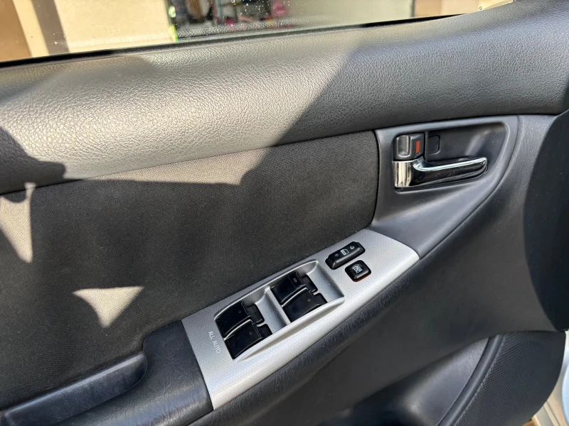 Toyota Corolla 1.4, снимка 7 - Автомобили и джипове - 52502304