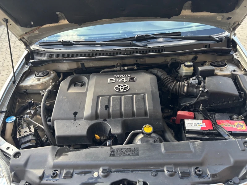 Toyota Corolla 1.4, снимка 2 - Автомобили и джипове - 52502304