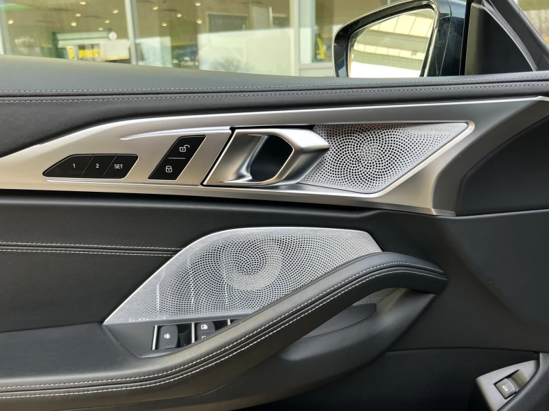 BMW 840 d/xDrive/CARBIO/M-SPORT/B&W/HEAD UP/360/INDIVIDUAL, снимка 7 - Автомобили и джипове - 52838387