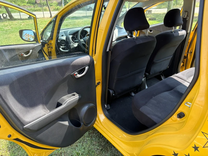 Honda Jazz, снимка 9 - Автомобили и джипове - 53088939