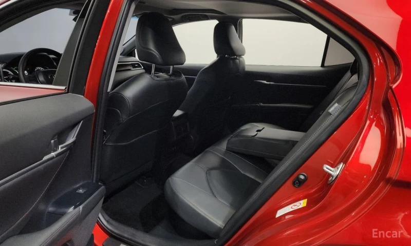 Toyota Camry, снимка 11 - Автомобили и джипове - 53285096