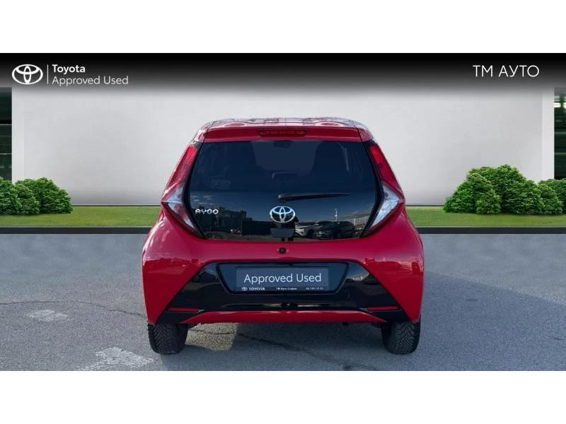 Toyota Aygo 1.0 VVT-i X-connect, снимка 4 - Автомобили и джипове - 48391034