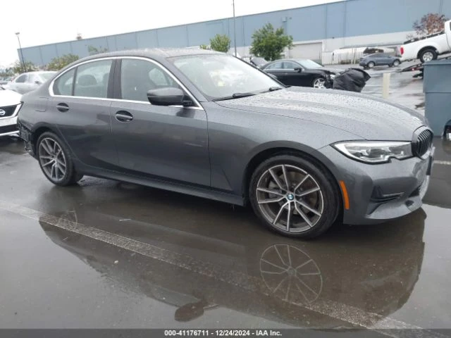 BMW 330 2019 BMW 330I РЕАЛНИ КИЛОМЕТРИ 43217 !!!, снимка 1 - Автомобили и джипове - 48744828