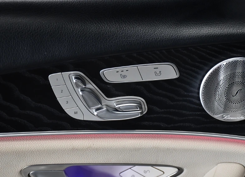 Mercedes-Benz E 350 AMG PKG* * DIGITAL* * AMBIENT, снимка 15 - Автомобили и джипове - 53466912